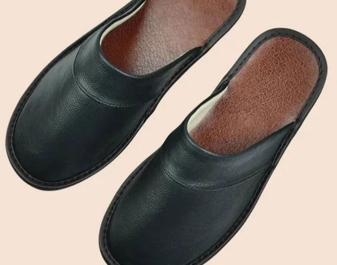 Men's Leather Slip-On Slippers Minimalist Indoor Mule - Black