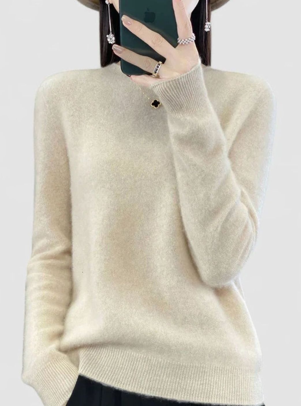 Men's Relaxed-Fit Crew-Neck Comfortable Sweater - Beige