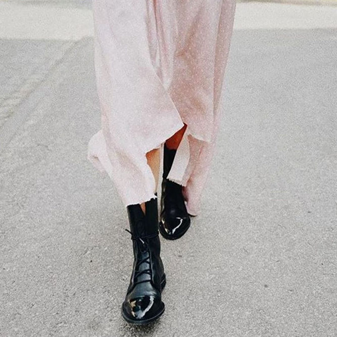 Women's Cushioned Lace-Up Mid-Calf Leather Boots