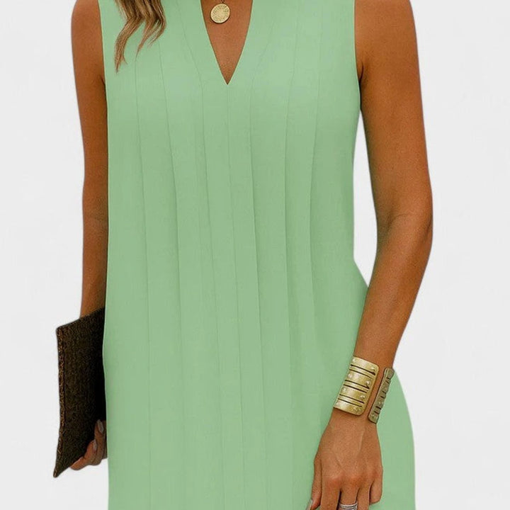 Women's Flattering V-Neck Pleated Sleeveless Midi Dress