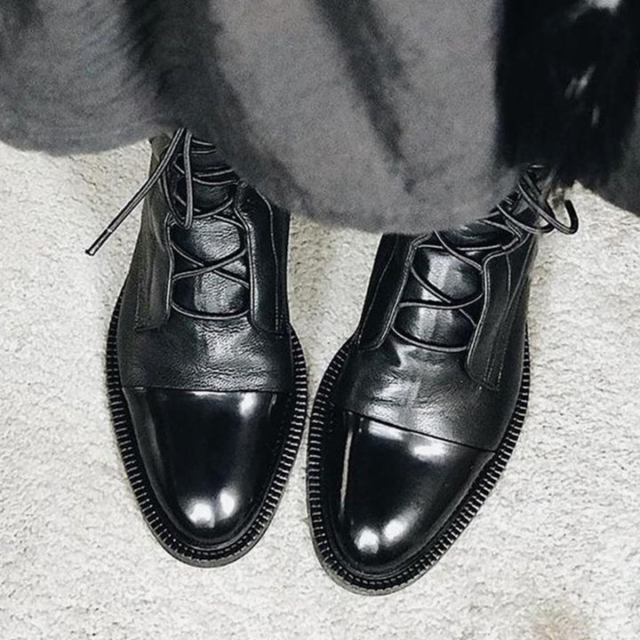 Women's Lace-Up Leather Ankle Boots Cap-Toe Flat