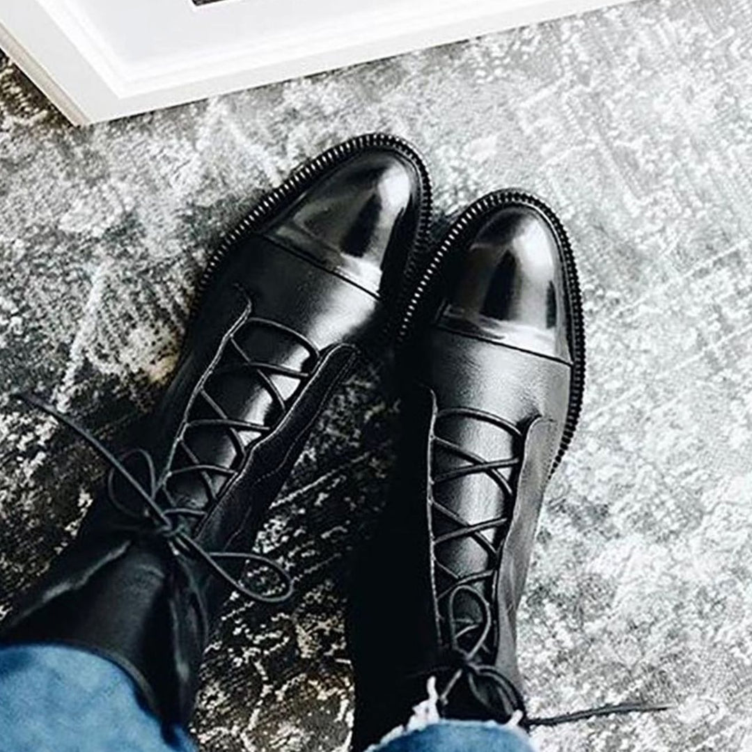 Women's Lace-Up Leather Ankle Boots Cap-Toe Flat