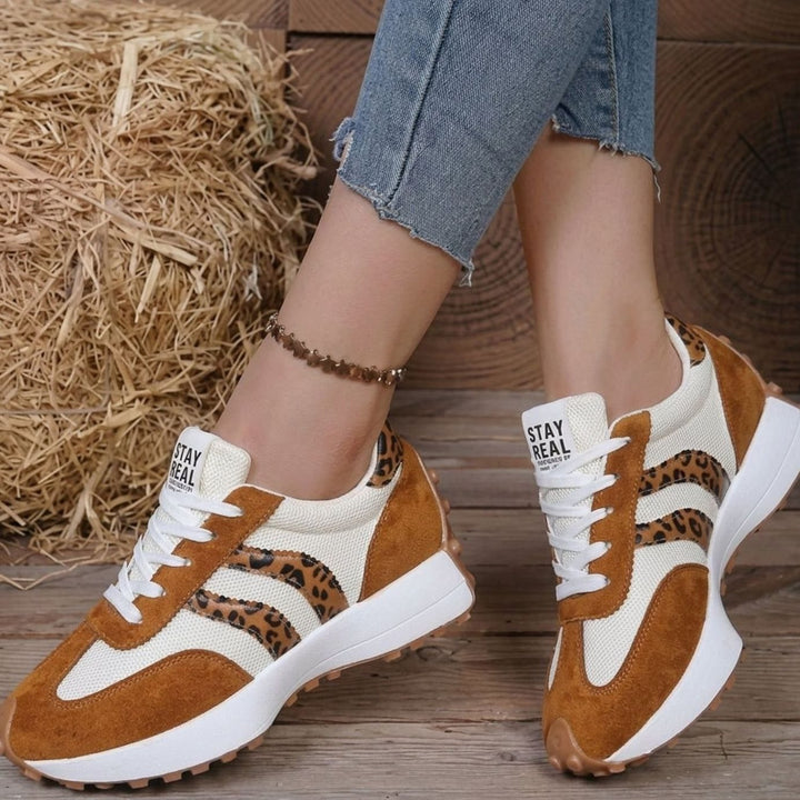 Women's Lightweight Orthopedic Sneakers Arch-Support Lace-Up Retro Trainers - Brown Leopard