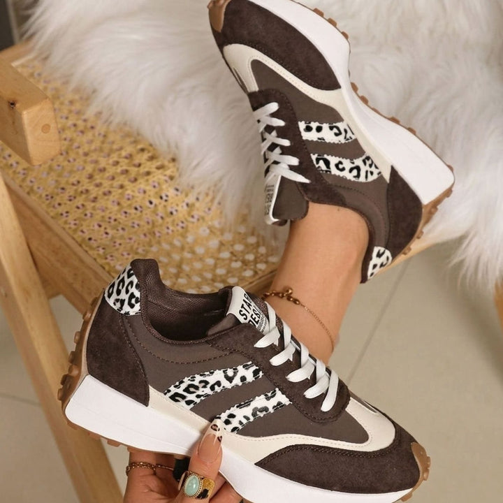 Women's Lightweight Orthopedic Sneakers Arch-Support Lace-Up Retro Trainers - White Brown