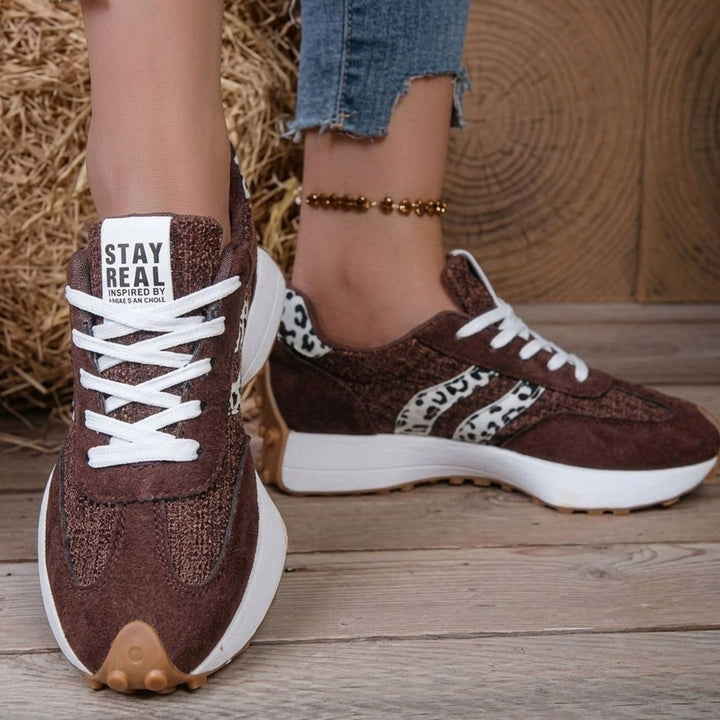 Women's Lightweight Orthopedic Sneakers Arch-Support Lace-Up Retro Trainers - Cream Tan