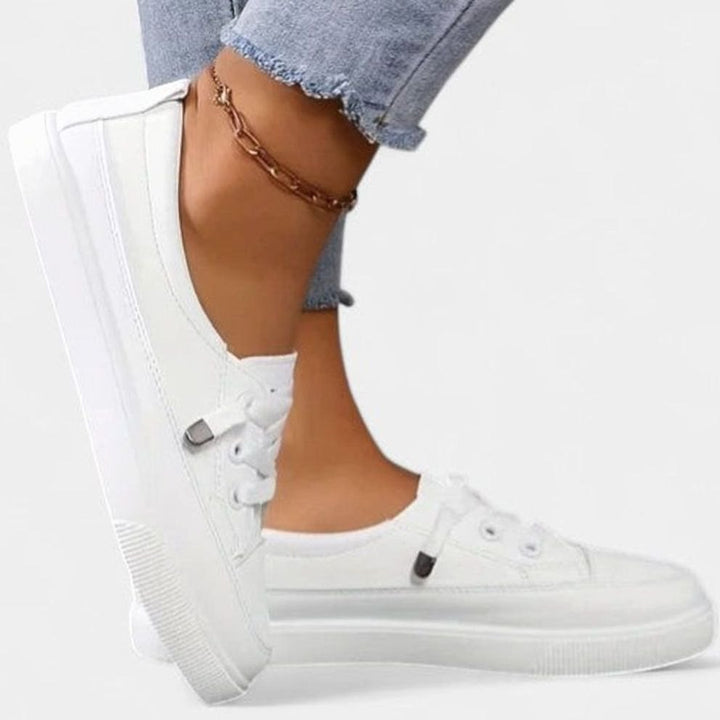 Women's Orthopedic Lace-Up Low-Top Cushioned Sneakers
