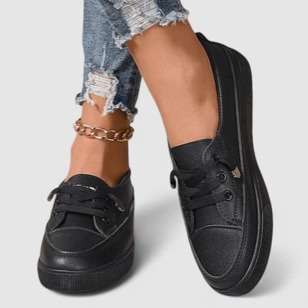 Women's Orthopedic Lace-Up Low-Top Cushioned Sneakers