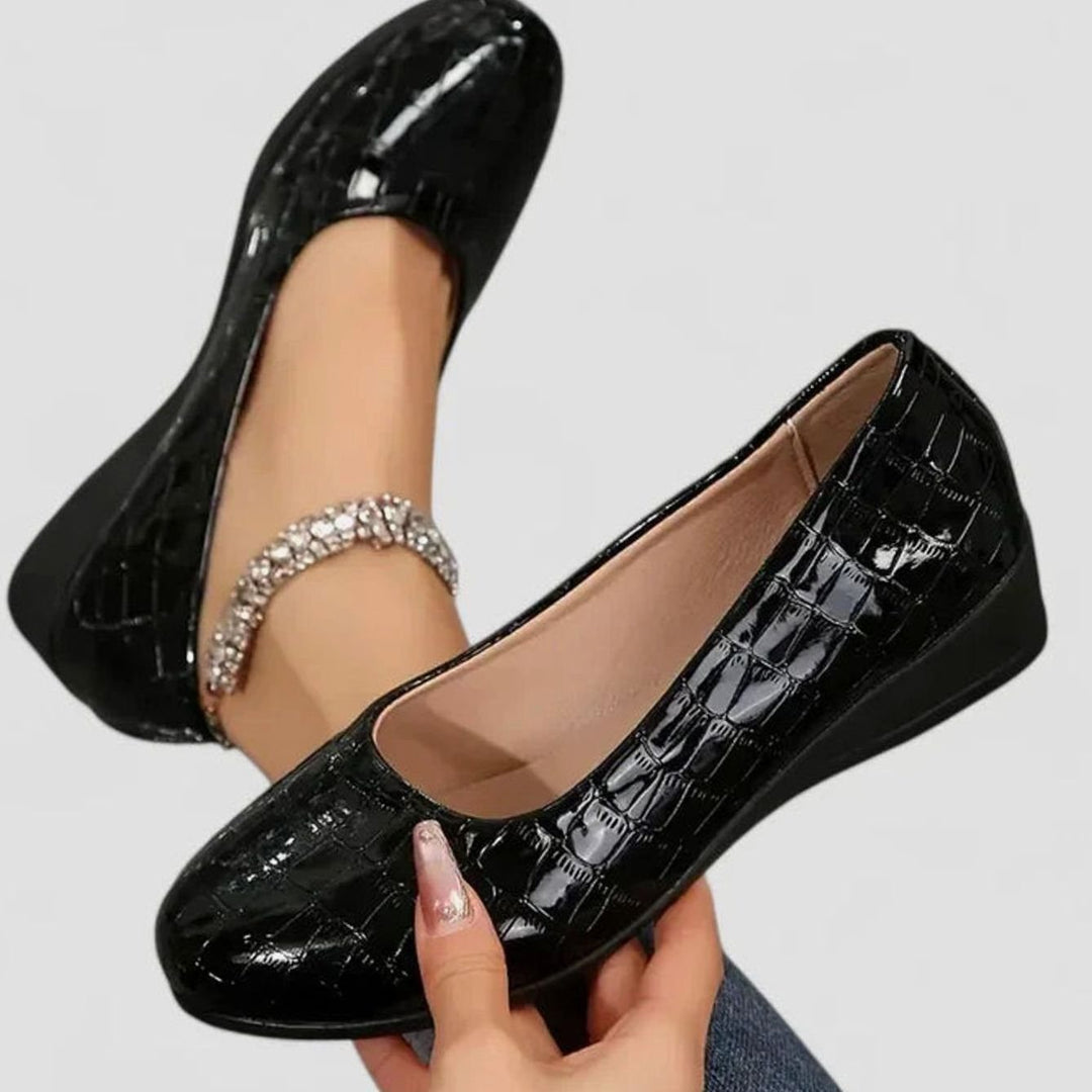 Women's Orthopedic Memory-Foam Wedge Slip-On Dress Shoes - Black
