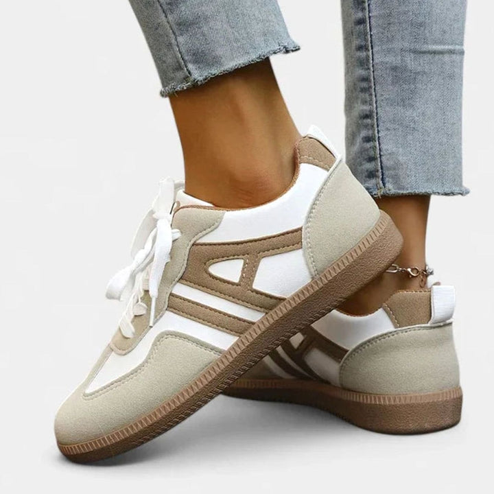 Women's Orthopedic Wide Toe Box Lace-Up Retro Sneakers