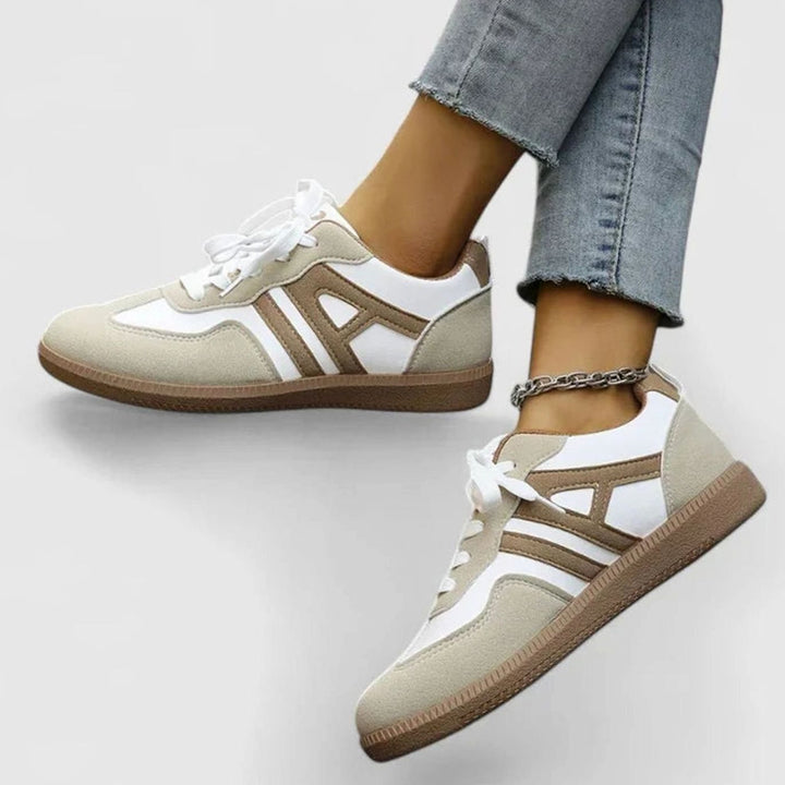 Women's Orthopedic Wide Toe Box Lace-Up Retro Sneakers