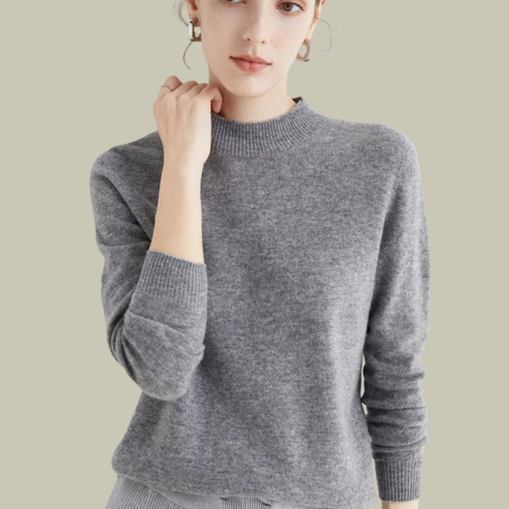 Women's Slim-Fit Mock-Neck Merino Wool Sweater - Grey