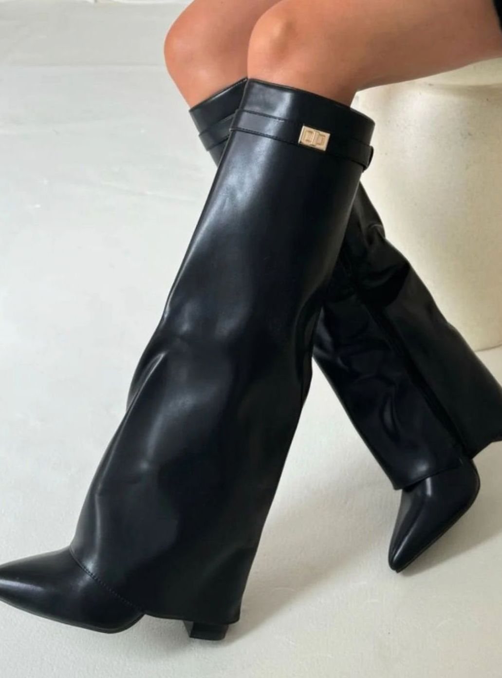 Women's Suede Knee-High Fold-Over Buckle Boots - Black