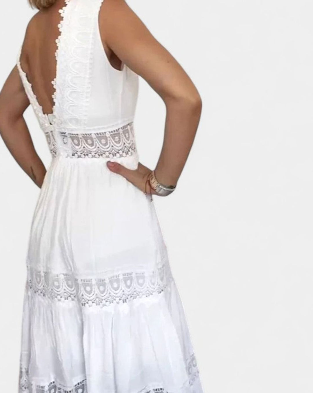 Women's V-Neck Sleeveless Crochet Lace Tiered Midi Dress