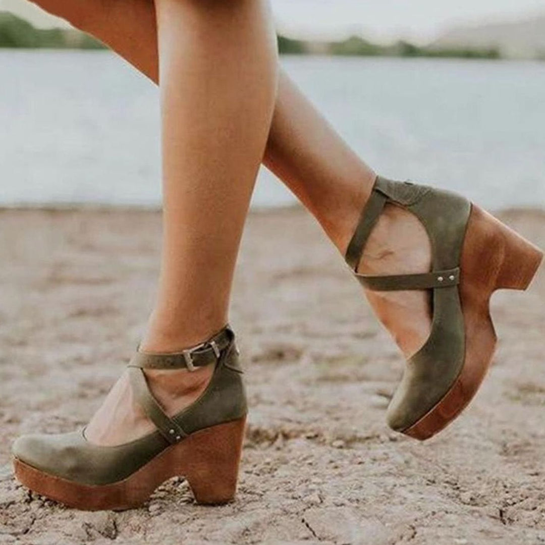 Women's Vintage Cross-Strap Chunky Wooden Heel Mary Jane Pumps