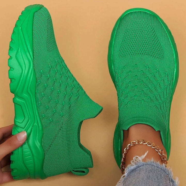 Women's Wide-Fit Knit Sock Slip-On Air Cushion Sneakers - 6